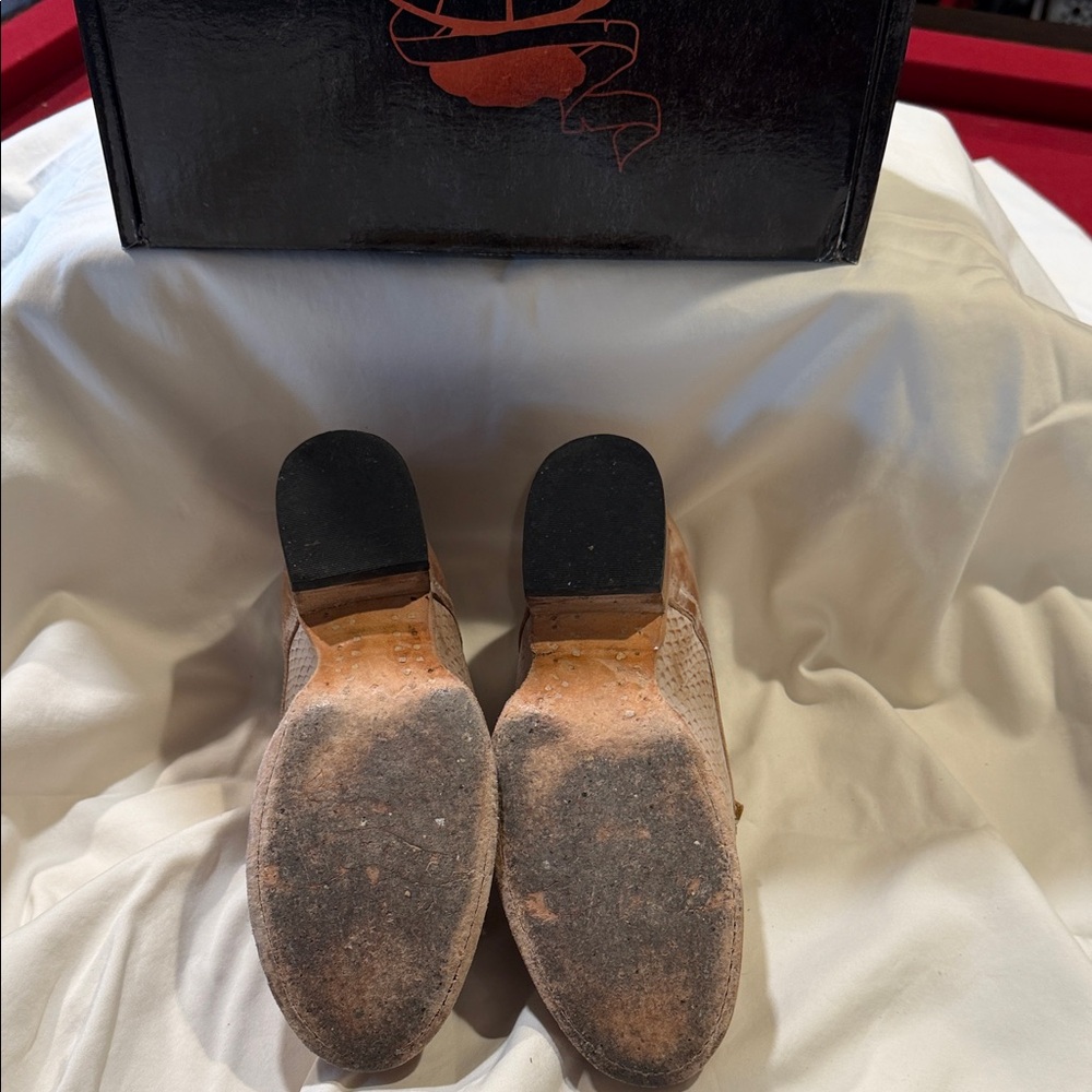 freebird women’s y Tan/Brown Leather Chukka Boots - Picture 4 of 4